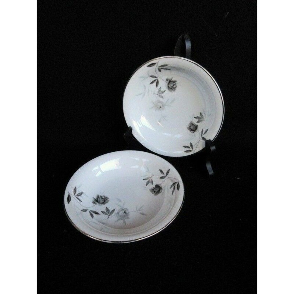 Noritake Rosamor Set of 2 Fruit/Dessert Berry Bowls Gray Roses/Black Leaves Plat